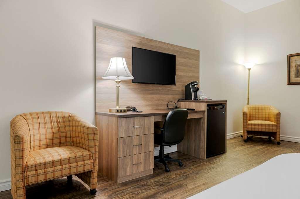 Econo Lodge Inn & Suites Montmagny Room photo
